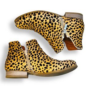 Women's Eric Michael, Lynx Ankle Boot Size 37 EU 6 US